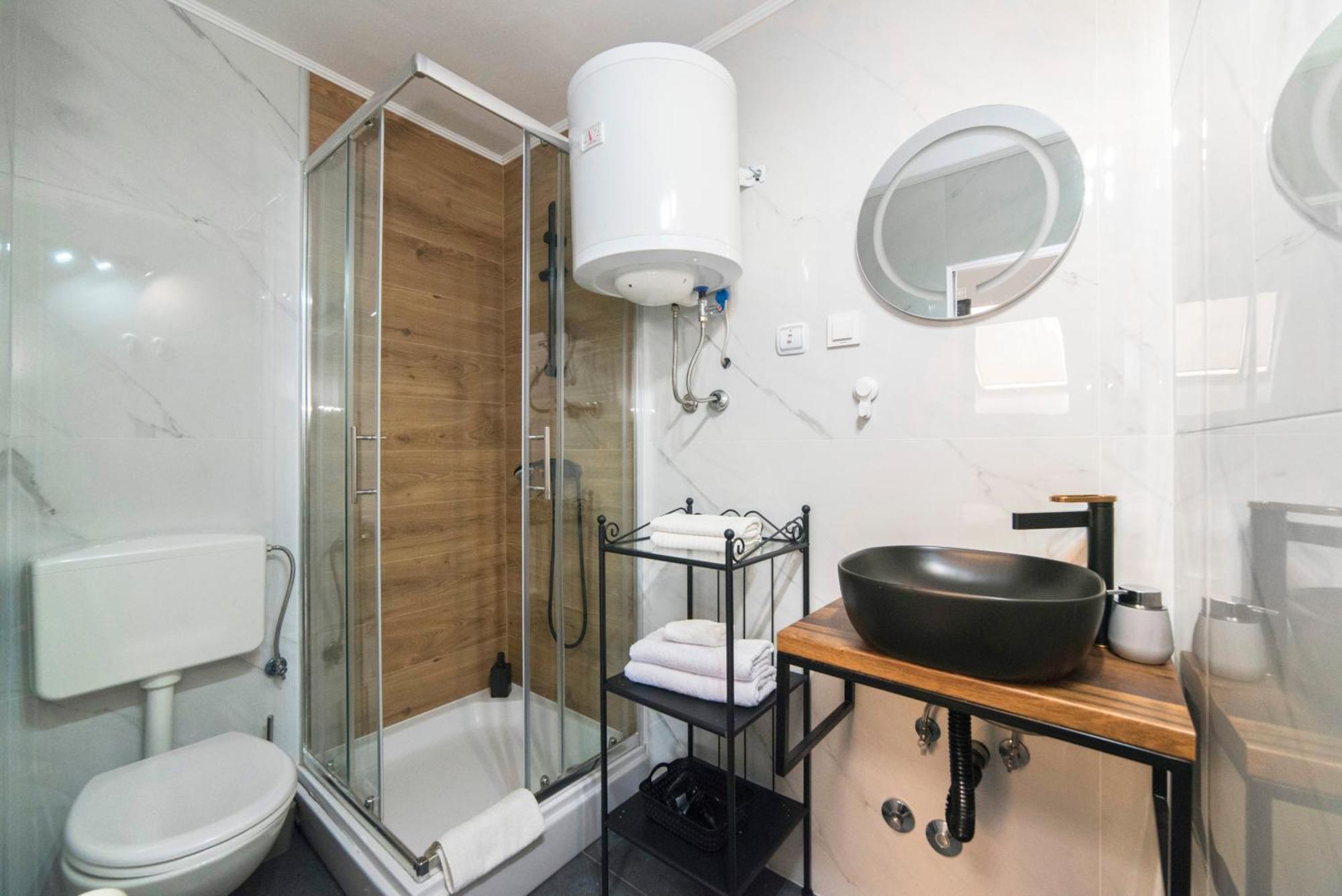 Manuela Studio Apartments, 4Th Floor, No Elevator Zagreb Exterior photo